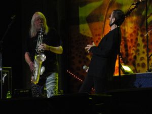 2011년 에드거 윈터와 링고 스타.