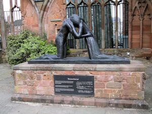 호세피나 데 바스콘셀로스의 조각 화해