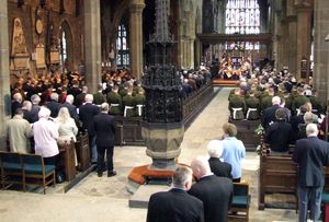 제1대 웰링턴 공작 연대의 1981년 연대 기치를 보관하고 있는 핼리팩스 민스터