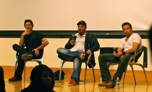 필라델피아 드렉셀 대학교에서 분닥 세인트 2를 홍보하는 노먼 리더스(왼쪽), 트로이 더피(중앙), 션 패트릭 플래너리(오른쪽)