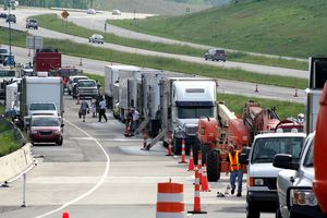 NC-540 근처 노스캐롤라이나 더럼에서 액션 시퀀스를 촬영하고 있다.