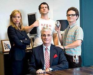 독일판의 주요 출연진 (왼쪽부터 위에서 아래로) 젠, 로이, 모스, 덴홀름(하단)