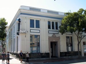 다운타운에 위치한 역사적인 샌머테이오 국립 은행