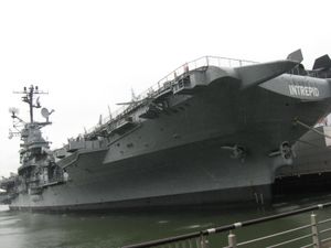 우현 측 (2011년)