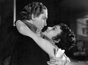 프레드릭 마치와 올리비아 드 하빌랜드가 출연한 안소니 애드버스