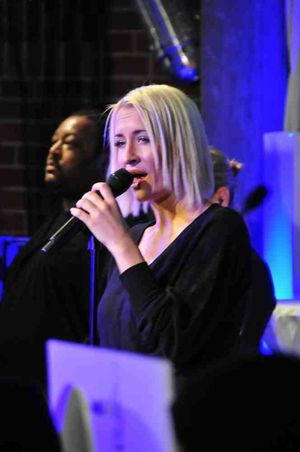 2008년 라이브 공연 중인 코너