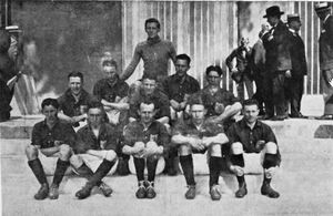 네덜란드는 준결승전에서 우루과이에 패했다