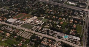 아메리칸 헤리티지 스쿨 항공 사진