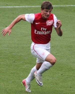 아스널에서 뛰는 아르샤빈