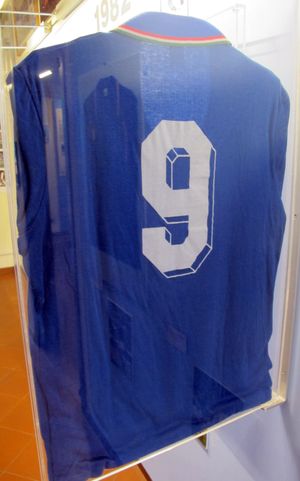 안토뇨니의 1982년 FIFA 월드컵 유니폼