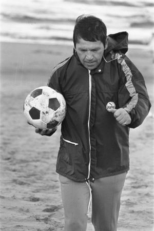 1977년 11월, 아약스를 지도하는 이비치