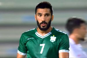 안사르 소속의 마투크, 2019년 레바논 엘리트 컵 결승전에서 샤바브 사헬과의 경기 중 모습