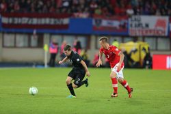 2013년 9월 월드컵 예선에서 오스트리아를 상대로 공을 몰고 달리는 콜먼. 아일랜드는 결국 1-0으로 패했다.