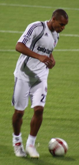 베식타스에서 경기 준비를 위해 훈련하는 페라리