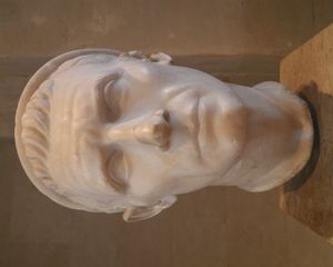 안티오코스 3세의 흉상으로 추정