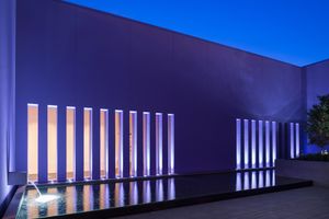 CBX 터미널의 중앙 안뜰