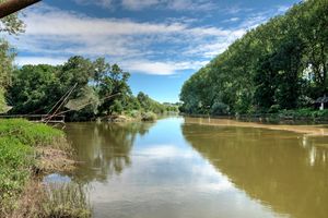 체코, 오스트리아, 슬로바키아의 삼국 접경지에서 모라바강과 타야강의 합류지점