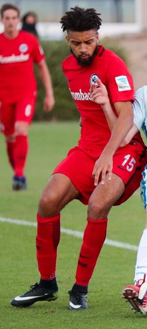 2017년 아인트라흐트 프랑크푸르트에서 뛰는 헥터