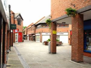 셀비 중심부의 마켓 크로스