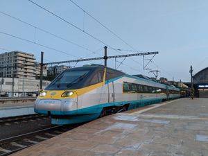 ČD 680형 펜돌리노 장거리 열차