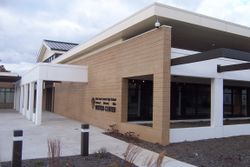 고등학교 근처 방문객 센터