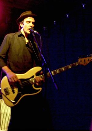 베이스 연주자 알론자 베번