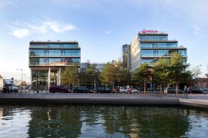 프랑스 오베르빌리에에 있는 베올리아 월드 본사, 30, rue Madeleine Vionnet.