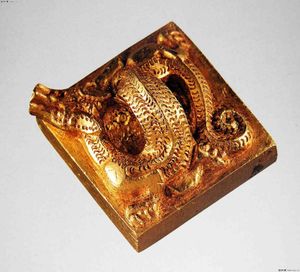 남월 왕 문왕의 옥새 위에 있는 중국 용 손잡이