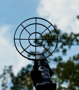 MG 34의 저고도 대공 방어 역할을 수행하기 위한 거미줄형 대공 조준경