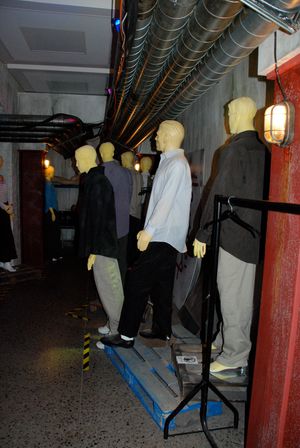 닥터 후 체험 전시회에 전시된 오톤의 모습