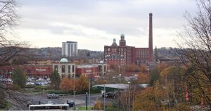 페이즐리 전경 (Saucelhill Park 포함, 현재 개조된 Seedhill Mill)