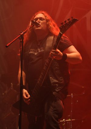 언리쉬드의 조니 헤들런드, 2013년 파티.산 메탈 야외 공연에서 공연