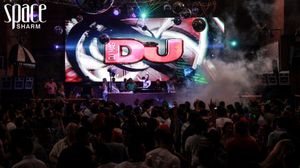 이집트 샤름엘셰이크의 Space Sharm에서 열린 DJ 매거진의 2013년 Top 100 클럽 투어.