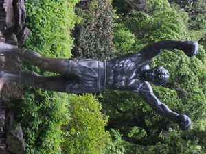 록키 계단 아래에 있는 록키 조각상