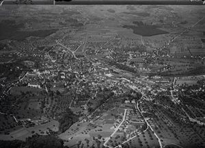 발터 미텔홀저 (1929)가 촬영한 해발 800m 상공의 항공 사진