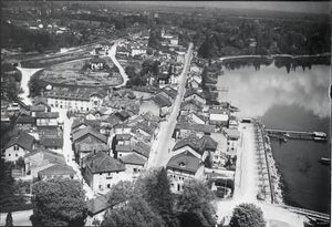 발터 미텔홀저(1925)의 100m 상공에서 촬영한 항공 사진