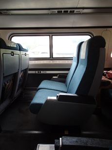 암플리트 I의 좌석. 암플리트 II가 장착하는 레그레스트가 없다.