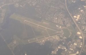 뉴포트뉴스/윌리엄스버그 국제공항의 항공 사진