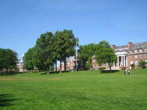 초트 로즈메리 홀 캠퍼스