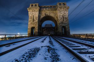 주 경간의 갑판