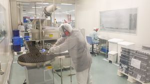 제약 회사 유니앙 퀴미카는 2021년 1월 브라질에서 스푸트니크 V 백신 생산을 시작했다.