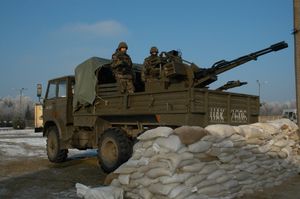 폴란드의 Star 266 건 트럭에 ZU-23-2 자동포를 장착한 모습 (Hibneryt).