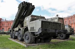 BM-30 스메르치 (MAZ-543M에 탑재)