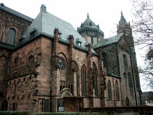 새로운 성 니콜라스 경당, 외부