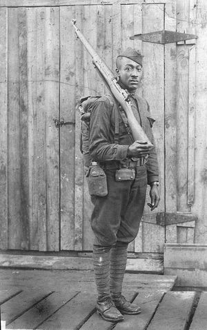 M1917을 든 미군 병사(1918년경)