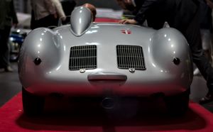 1957년형 포르쉐 550A 스파이더의 후면