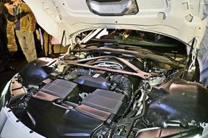 M177 트윈 터보차저 V8 엔진