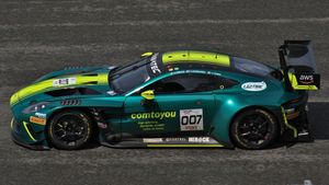 뉘르부르크링(GTWC, 2024)에서 Comtoyou 레이싱 소속 밴티지 AMR GT3 Evo