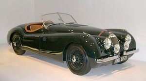 1948년 XK120은 재규어와 제2차 세계 대전 이후의 스포츠카 모두에게 획기적인 모델이었다.
