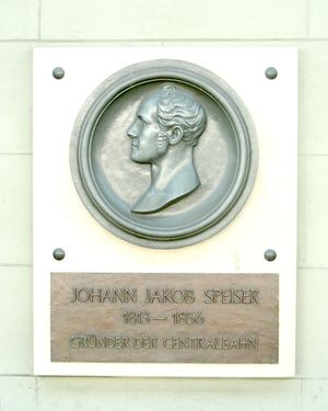 올텐 역의 야코프 스파이저(Jakob Speiser) 명판